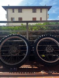 Cerchi enduro gommati moto 50cc Compatibili