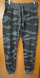 Tuta ATHLETES WORLD.