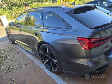 AUDI RS6
