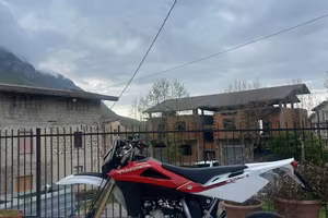 HUSQVARNA 125