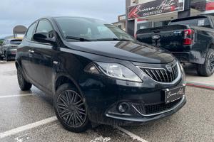 Lancia Ypsilon 1.0 FireFly 5 porte S&S Hybrid Gold