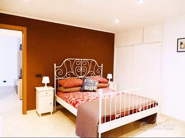 Ostia entrata indipendente giardino p.auto