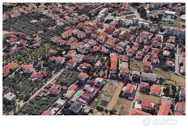 Terreno edificabile con immobile