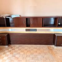 Testiera del letto con comodini