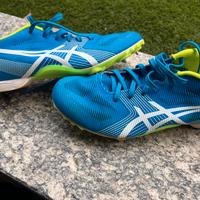 scarpe chiodate Asics 