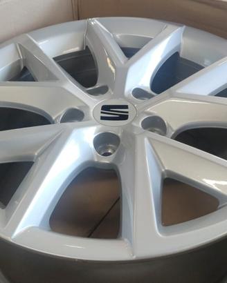2 CERCHI LEGA SEAT LEON IV ORIGINALI 16" CODICE Z