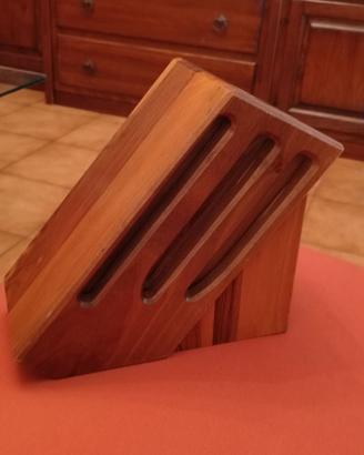 Ceppo per coltelli