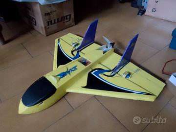 Aereo jet a delta RC sm