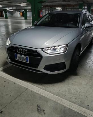 AUDI A4 AVANT 40TDI QUATTRO S TRONIC