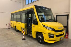 Scuolabus iveco fenikbus