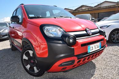 Fiat Panda Cross 1.0 FireFly Hybrid 6M FULL OPTION
