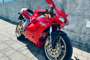 Ducati 748s
