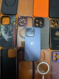 Iphone 14 pro con cover