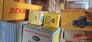 Grande collezione Dinky Toys
