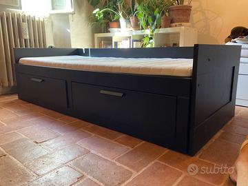 Letto Ikea BRIMNES apribile con 2 cassetti,