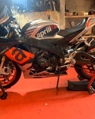 Ultimi ricambi ed accessori Aprilia RSV4 2016
