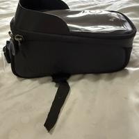 Portaoggetti e portatelefono moto