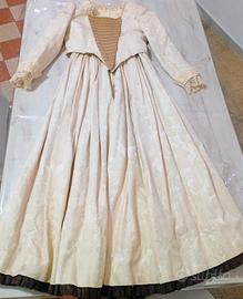 abito stile 700 vintage 