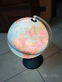 Mappamondo luminoso 