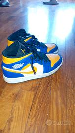 Jordan 1 Mid Lakers 