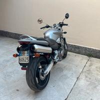 Honda hornet 900