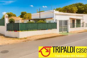 Complesso immobiliare sulla Litoranea Salentina