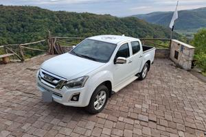 ISUZU D-MAX 1.9 DIESEL 4x4 PICK-UP – 111.000 KM