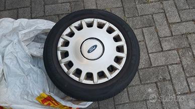 Cerchi in acciaio con pneumatici invernali