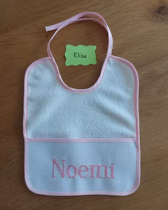 Bavaglino neonata Personalizzato nome NOEMI
