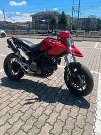 Ducati hypermotard 796