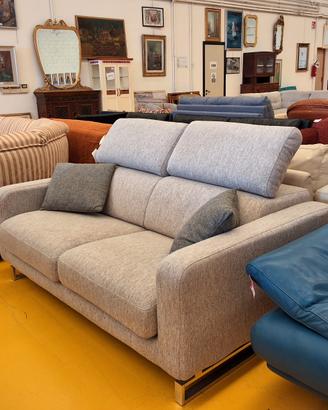 DIVANO GRIGIO POLTRONE SOFA'
