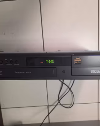videoregistratore VHS / DVD