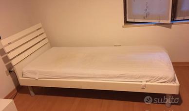 Letto Singolo Moderno in Legno Bianco con Testata