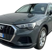 AUDI Q3 35 TDI S tronic Business Advanced