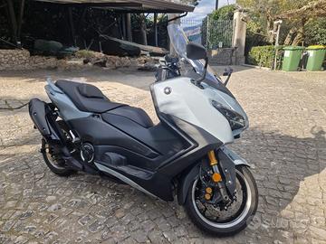 Yamaha T Max 560 tech max