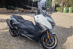Yamaha T Max 560 tech max
