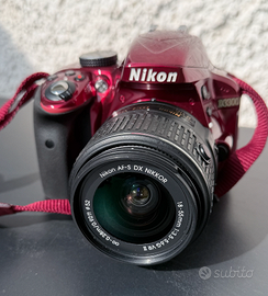 Nikon D3300 RED + 2 Obiettivi + molti accessori