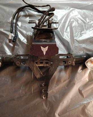 Portatarga sportivo originale Yamaha MT