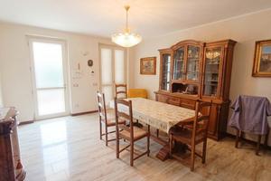 Rif.2460RA83652- appartamento ind. trilocale