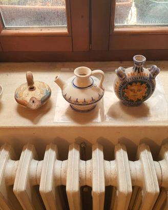 Piccole ceramiche decorative da arredamento