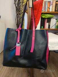 Borsa Carpisa nera e fucsia