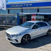 MERCEDES Classe A 180 Automatic Sport NIGHT PACK