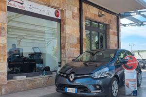 Clio IV 1.2 16v Zen 75cv