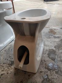 Coppia sanitari per disabili