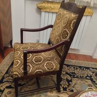 Coppia di poltrone antiche imbottite