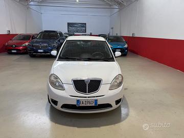 Lancia Ypsilon 1.2 Versus