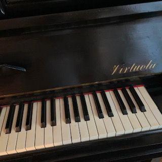 Pianoforte ex con rulli trasformato senza impianto