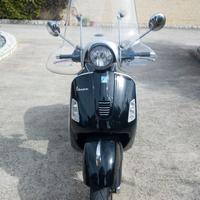 Piaggio Vespa 300 GTS - 2008