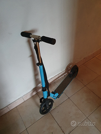 Monopattino non elettrico