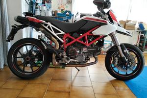 hypermotard 1100